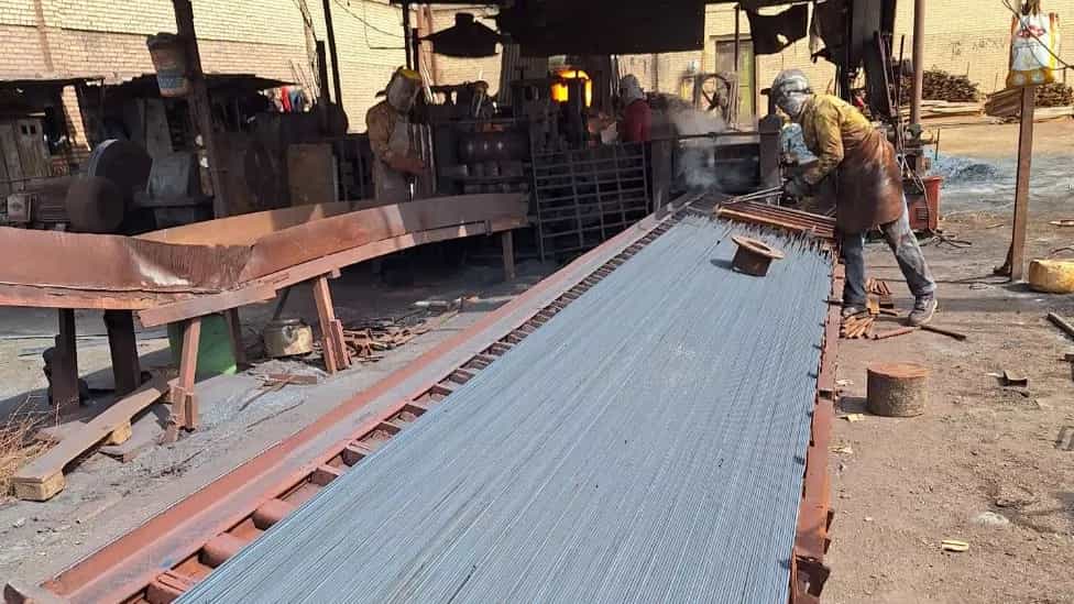 درحال بسته بندی تسمه نورد
